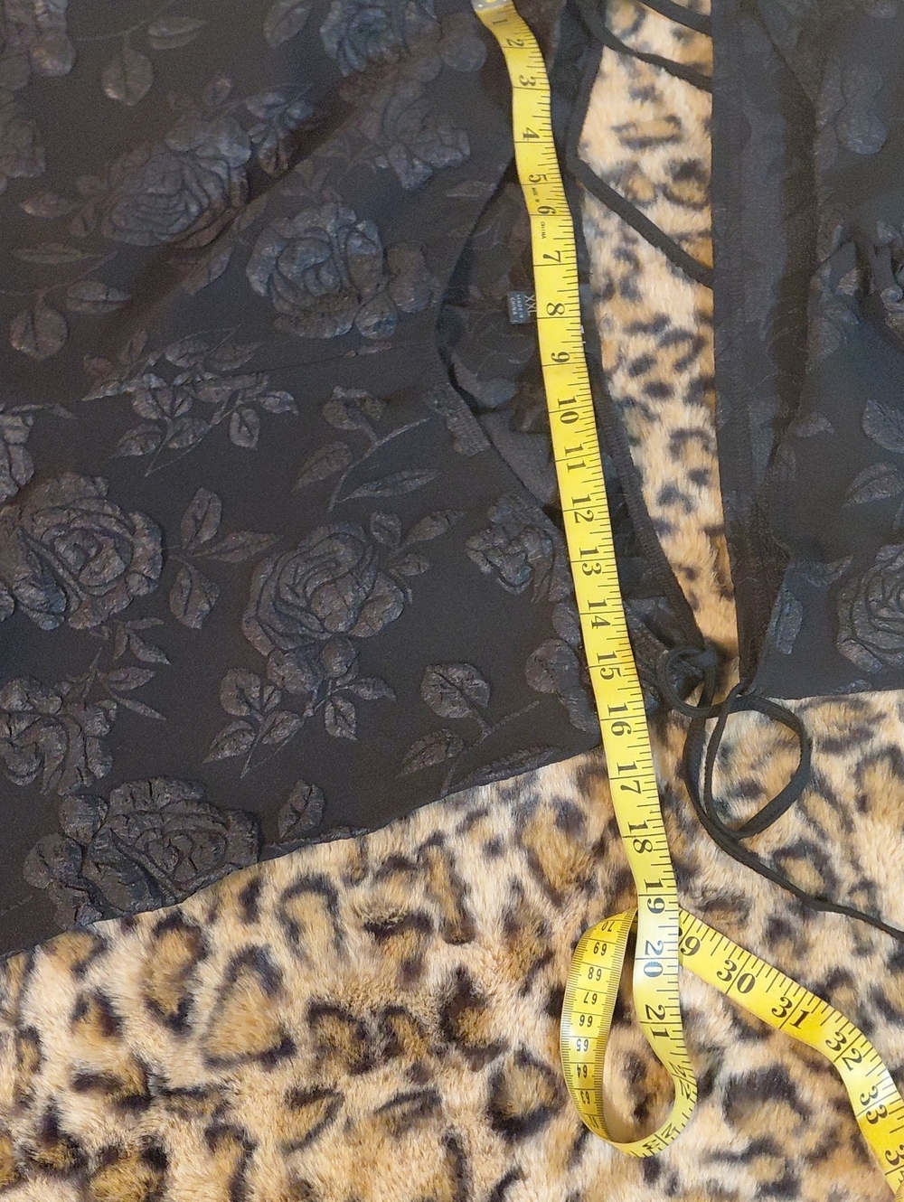 DOLLSKILL WIDOW XXL Black Floral Jacquard Crop Top and Pants Set - Picture 9 of 16